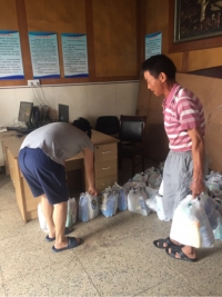 三伏高温送清凉  致敬一线江南平台人